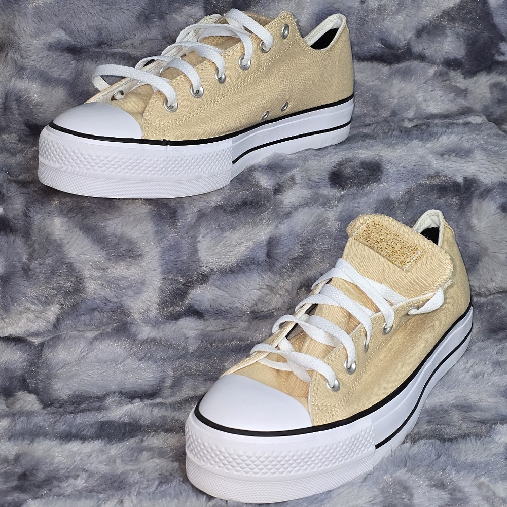 NWB Converse Chuck‎ Taylor Custom Platform Canvas In Coastal Dune Size 11.5 Mens